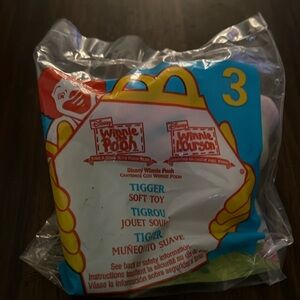 Tigger Winnie Pooh #3 Happy Meal Toy Disney Animal Tiger Backpack Clip 90s NIP